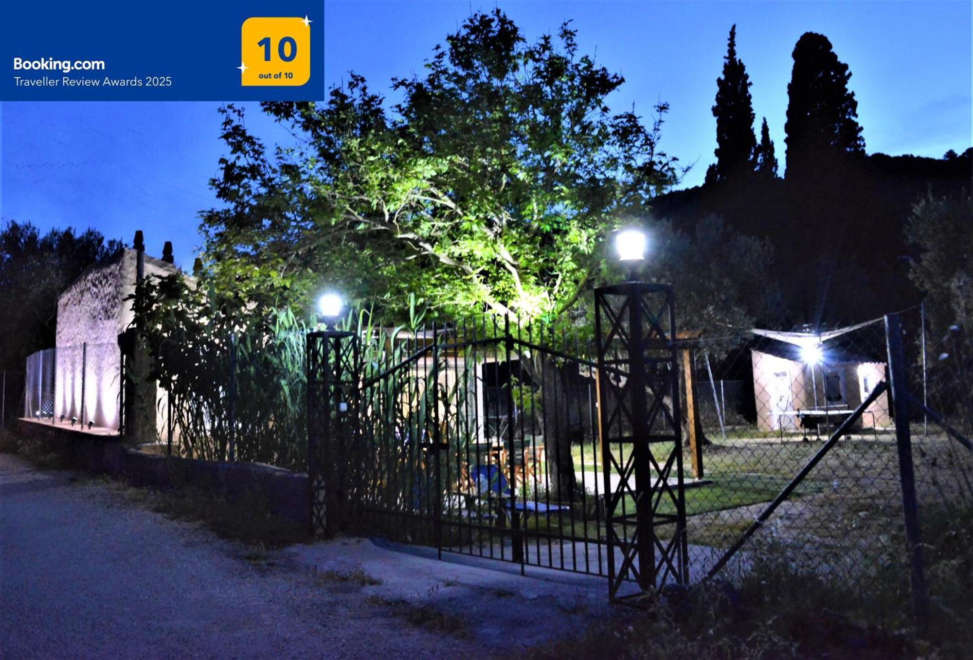 Private Beach House Irene Mare Poros Town Екстер'єр фото