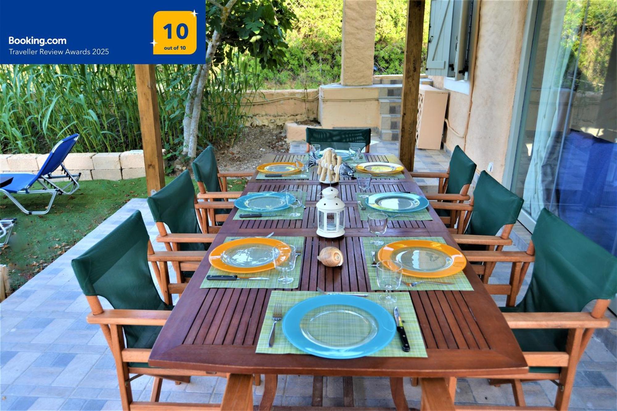 Private Beach House Irene Mare Poros Town Екстер'єр фото