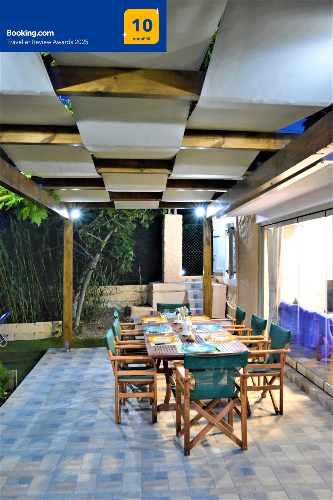 Private Beach House Irene Mare Poros Town Екстер'єр фото